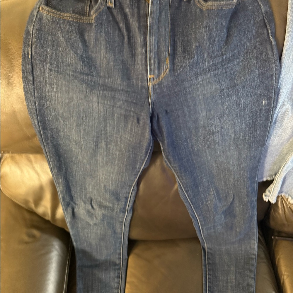 Women’s Levi Skinny Blue Jeans